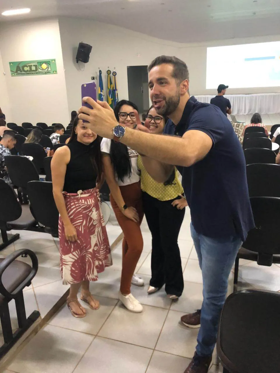 Palestras para comerciantes da ACIJ